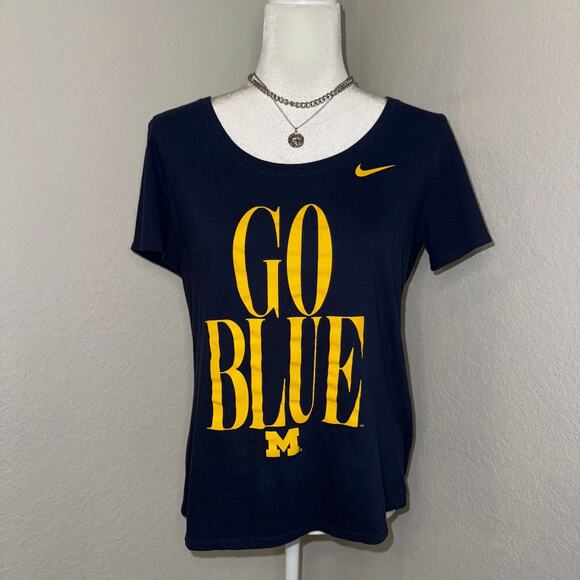 Nike Go Blue Michigan T-Shirt Women's Large Navy Blue Short Sleeve Pullover - Picture 1 of 9
